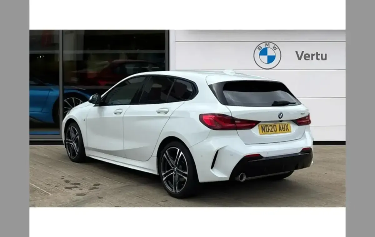 Used BMW 118 M Sport 140 HP (102 kW) 2020 White Hatchback