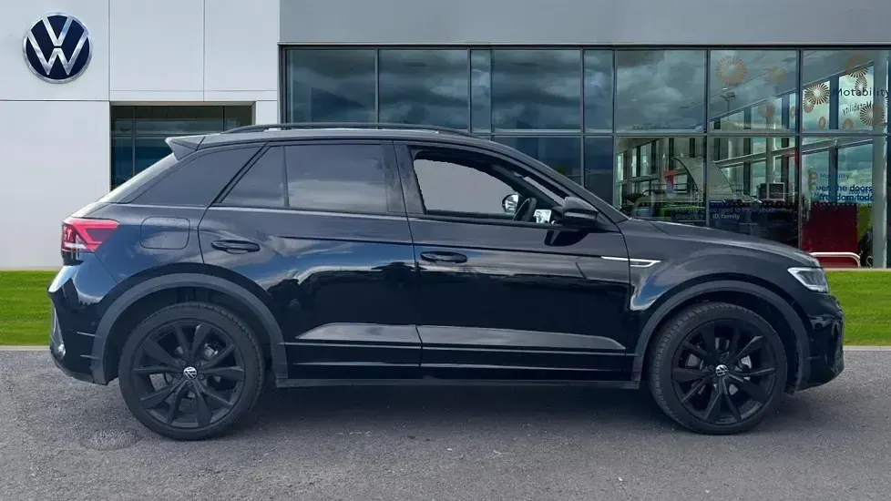 New VW T-Roc R-line 150 HP (110 kW) 2026 Deep black SUV