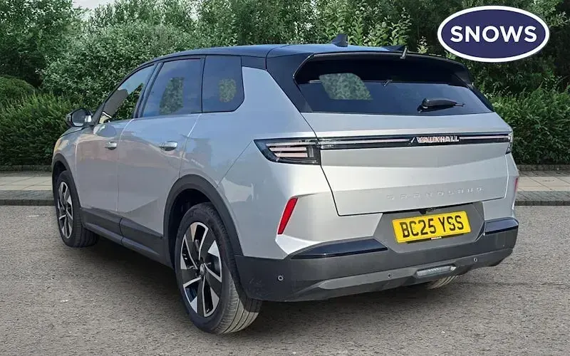 Used Vauxhall Grandland X Ultimate 145 HP (106 kW) 2025 Grey SUV