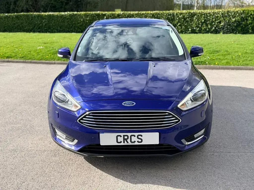 Used Ford Focus Titanium X 182 HP (133 kW) 2014 Blue Hatchback