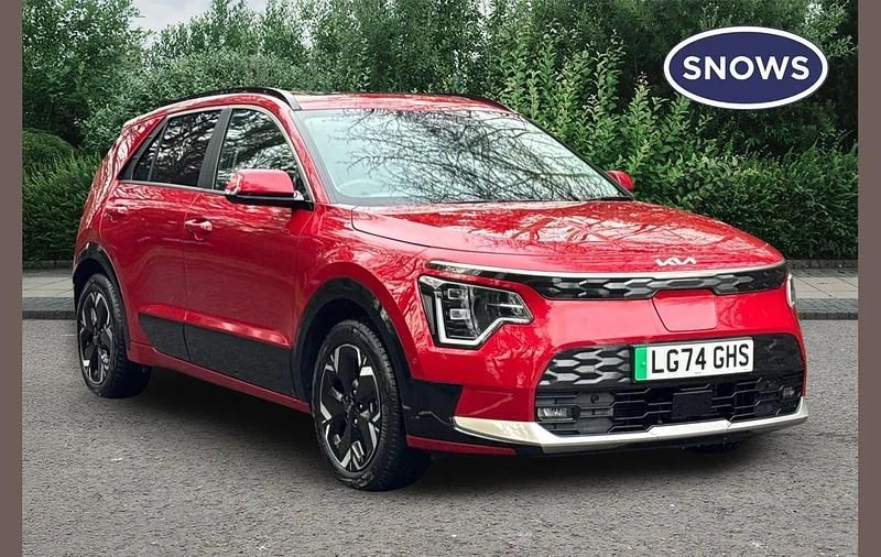 Used Kia e-Niro 150 kW (204 HP) 2025 Runway red SUV