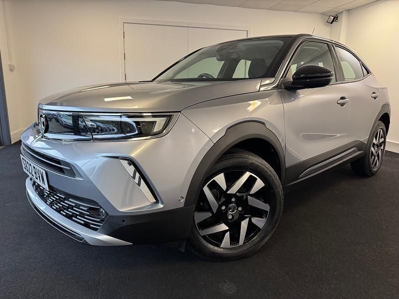 Platinum grey Used 2022 Vauxhall Mokka Elite SUV | £14,992 (Fair price) - Image 1/4