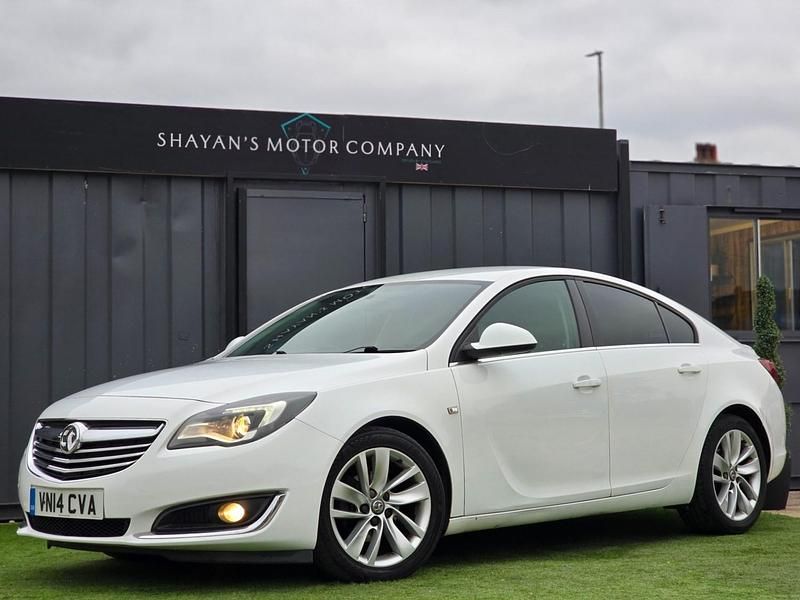 White Used 2014 Vauxhall Insignia SRi Hatchback | £2,850 (Good price) - Image 1/4
