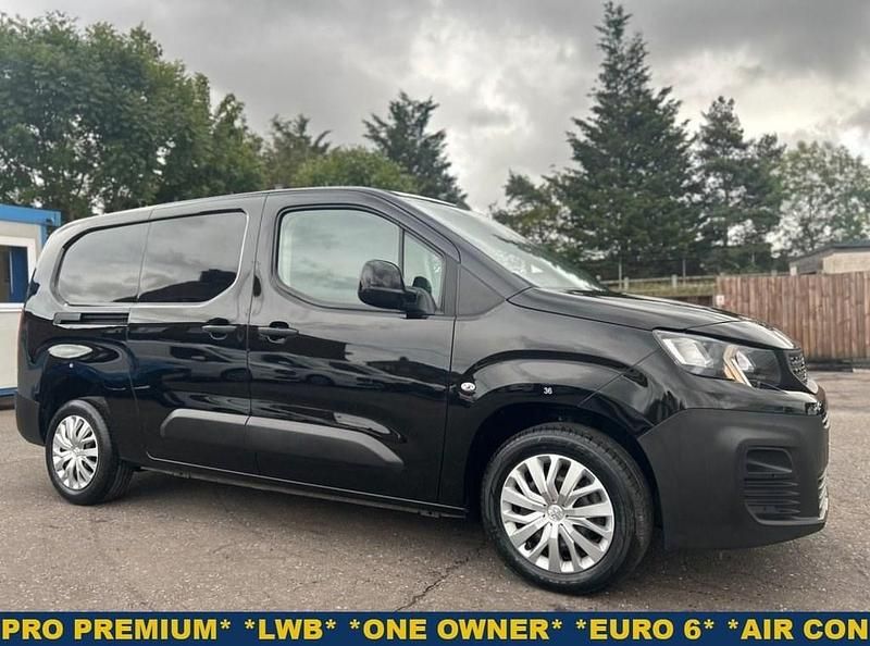 Black Used 2022 Peugeot Partner Premium MPV | £8,500 (Fair price) - Image 1/4