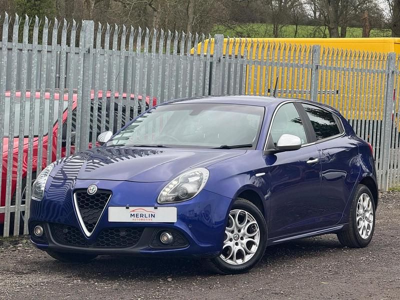 Used Alfa Romeo Giulietta 120 HP (88 kW) 2016 Blue Hatchback