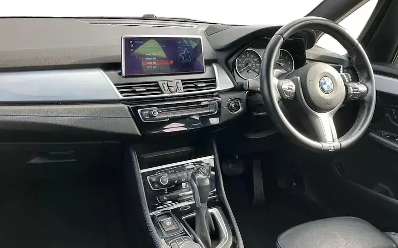 Usado BMW 220 M Sport 190 CV (139 kW) 2017 Azul Familiar