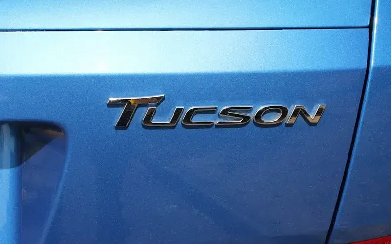 Used Hyundai Tucson SE 132 HP (97 kW) 2018 Blue SUV