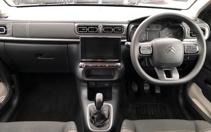 Used Citroën C3 PureTech 83 HP (61 kW) 2023 Red Hatchback