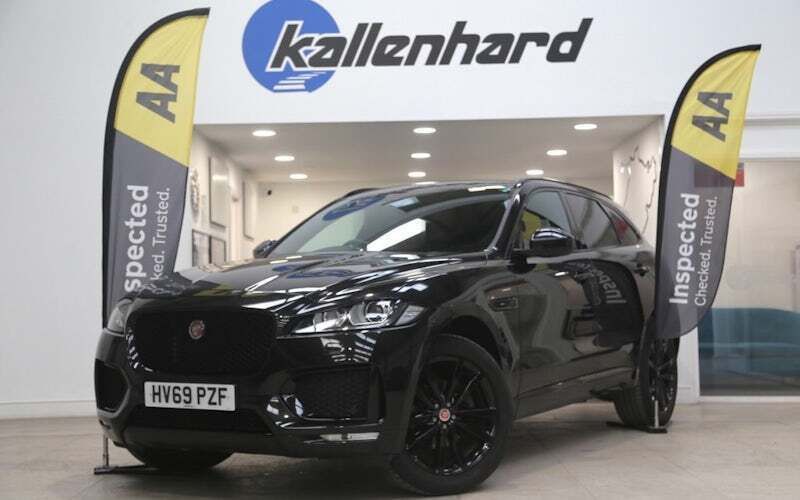 Black Used 2019 Jaguar F-Pace Chequered Flag SUV | £23,250 (Fair price) - Image 1/4