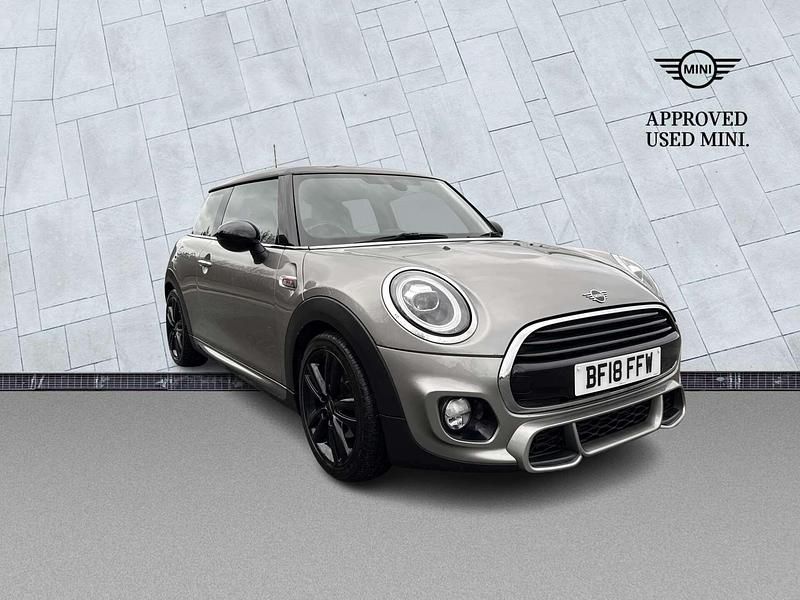 Used Mini Cooper Hatch 136 HP (100 kW) 2018 Silver Hatchback
