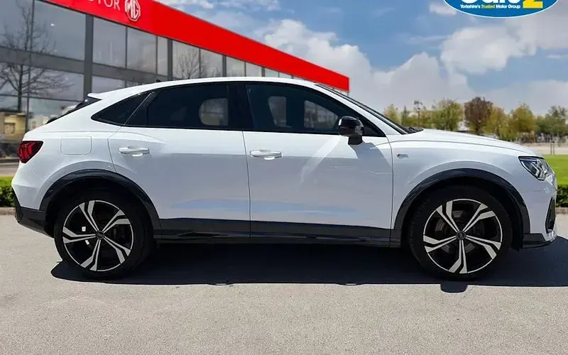 Used Audi Q3 Sportback 190 HP (139 kW) 2020 White SUV