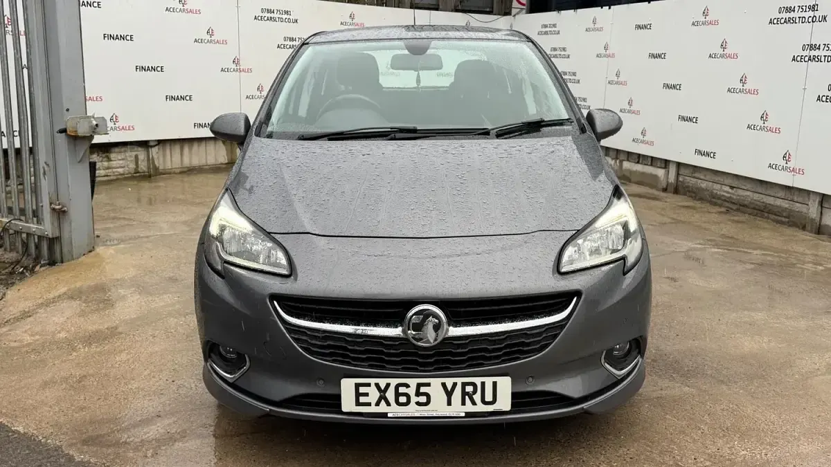 Usado Vauxhall Corsa SRi 2015 Cinzento Citadino