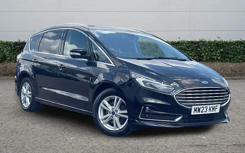 Used Ford S-MAX Titanium 190 HP (139 kW) 2022 MPV