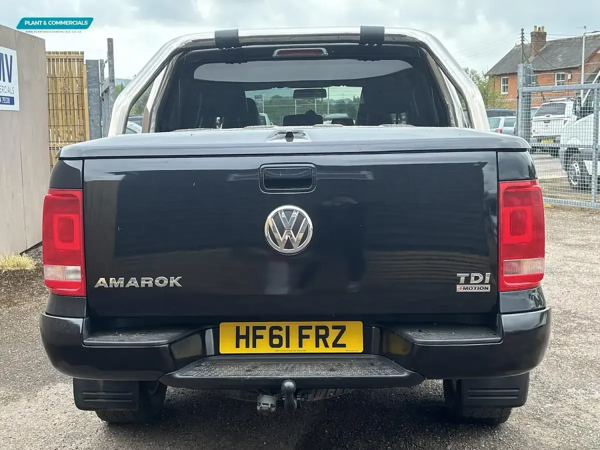 Used VW Amarok Highline 163 HP (119 kW) 2011 Black Pickup