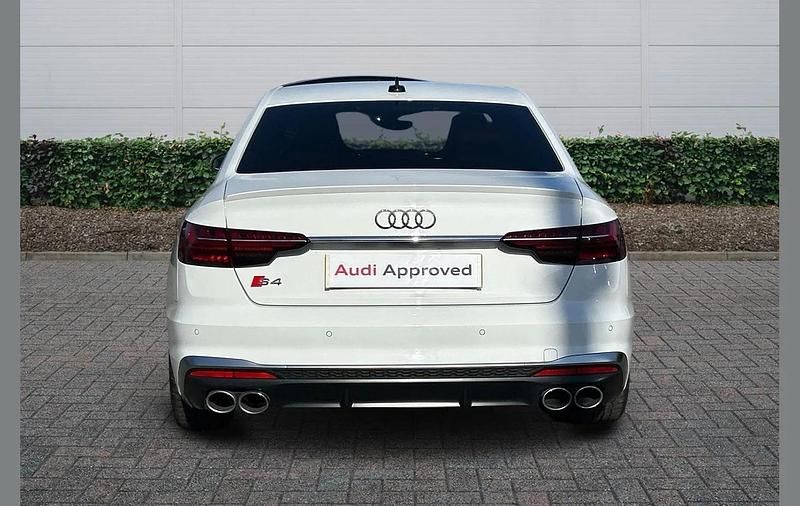 Usado Audi S4 Design 336 HP (247 kW) 2022 Branco Sedan