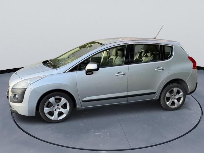 Used Peugeot 3008 Sport 112 HP (82 kW) 2011 Silver Hatchback