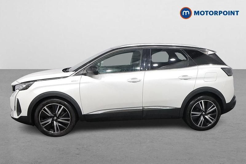 Used Peugeot 3008 Premium 224 HP (164 kW) 2021 White Hatchback