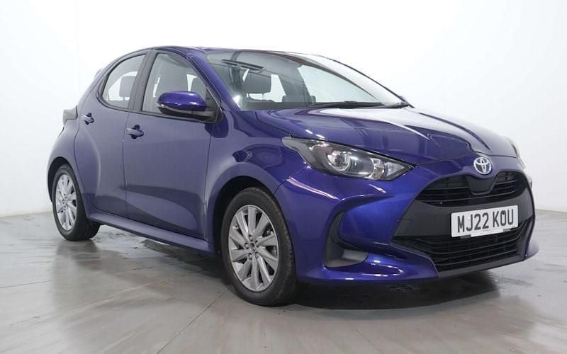 Used 2025 Toyota Yaris Hybrid Hatchback | £14,900 (Super price) - Image 1/1