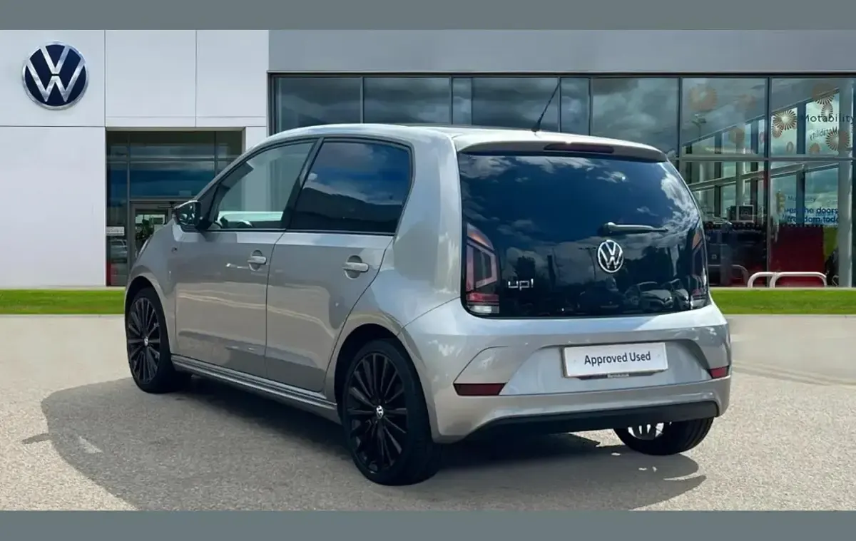 Used VW up! R-line 65 HP (47 kW) 2021 Silver Hatchback