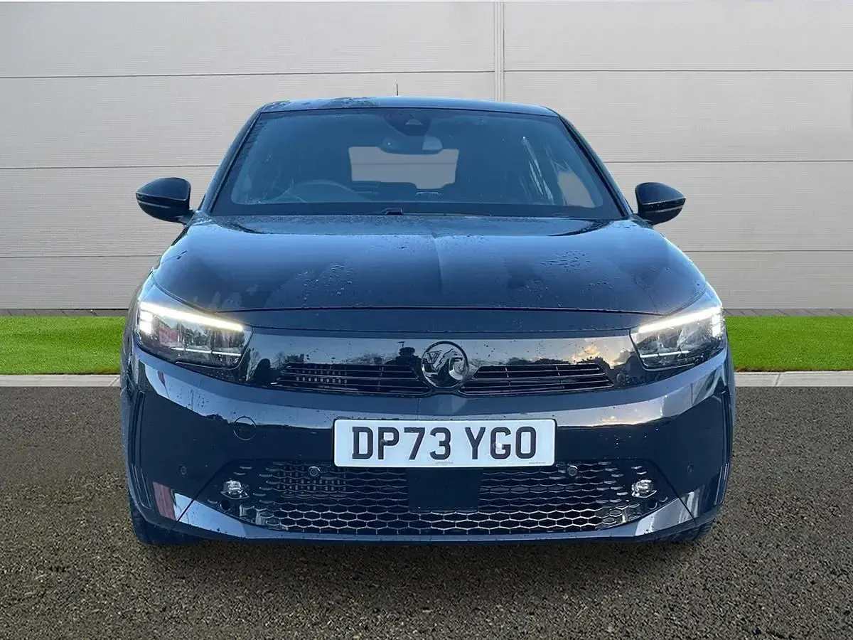 Second-hand Vauxhall Corsa 100 CP (73 kW) 2023 Negru Hatchback