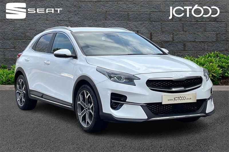 White Used 2021 Kia XCeed 3 SUV | £14,350 (Good price) - Image 1/4