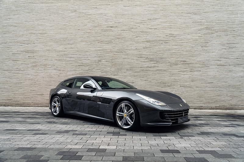 Grey Used 2018 Ferrari GTC4Lusso Estate | £159,000 - Image 1/4