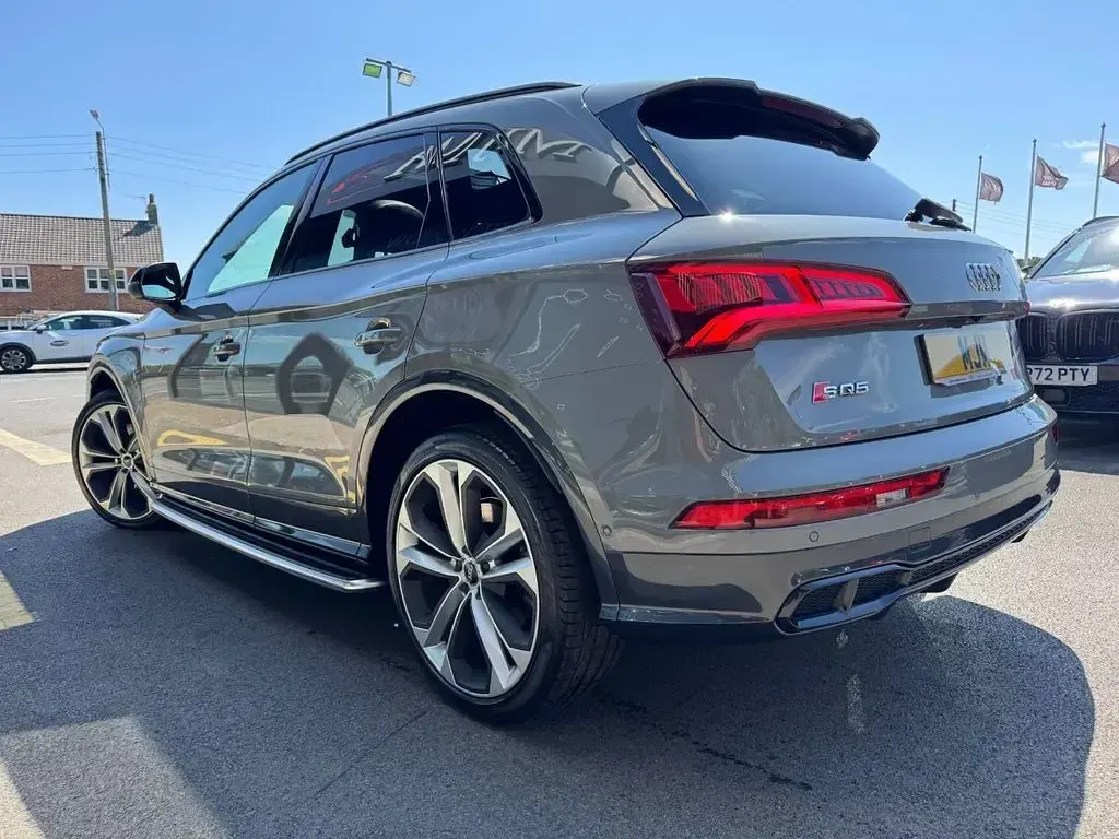 Used Audi SQ5 Comfort 347 HP (255 kW) 2020 Grey SUV