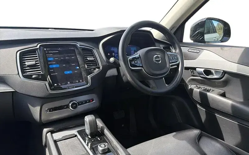 Used Volvo XC90 Plus 455 HP (334 kW) 2023 Grey SUV