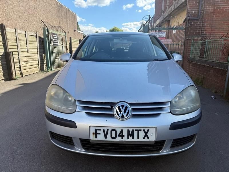 Silver Used 2004 VW Golf IV S Hatchback | £1,299 (Fair price) - Image 1/4