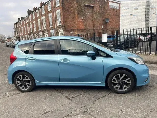 Used Nissan Note Acenta Premium 2014 Blue Hatchback