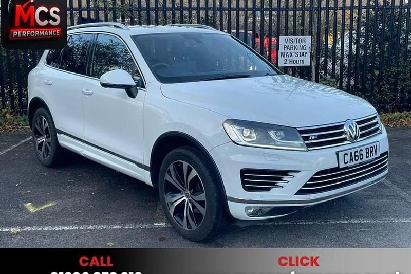 White Used 2016 VW Touareg R-line SUV | £21,984 (Fair price) - Image 1/1