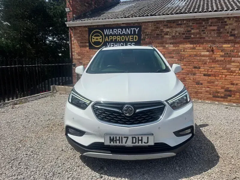 Used Vauxhall Mokka Active 140 HP (102 kW) 2017 White SUV