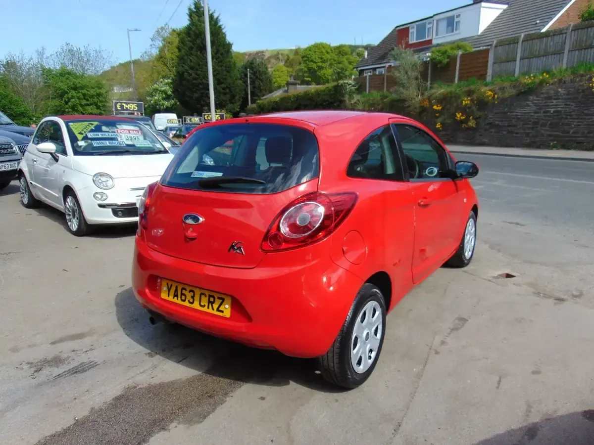 Used Ford Ka Studio 69 HP (50 kW) 2014 Red Hatchback