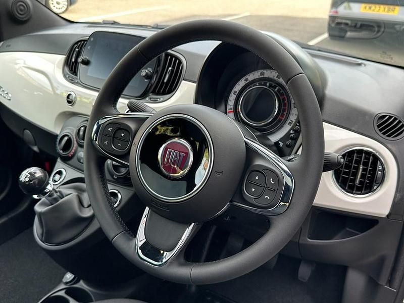 Used Fiat 500 70 HP (51 kW) 2023 White Hatchback