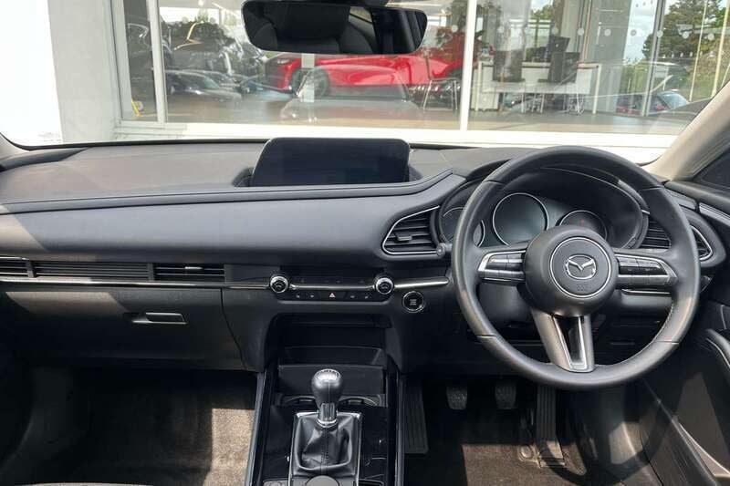 Image 3/4