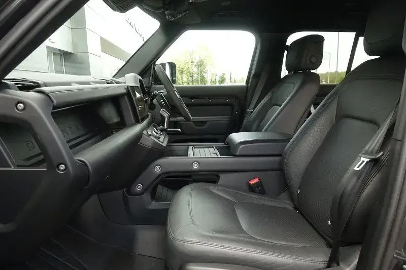 Used Land Rover Defender Carpathian Edition 525 HP (386 kW) 2022 Grey SUV
