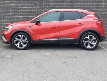 Used Renault Captur R.S. 140 HP (102 kW) 2022 Red SUV