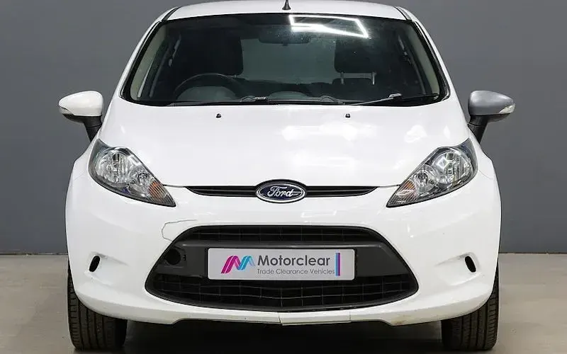 Used Ford Fiesta 60 HP (44 kW) 2012 Hatchback