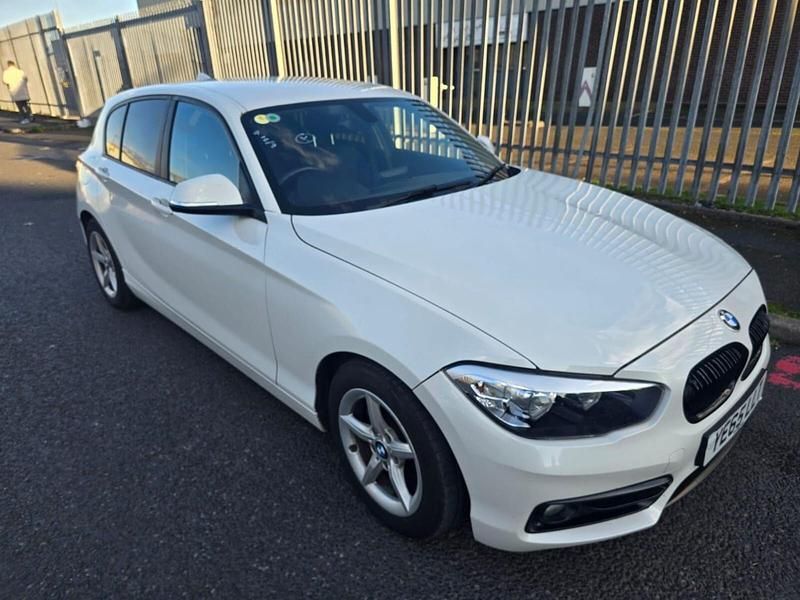 White Used 2015 BMW 116 Efficient Dynamics Hatchback | £4,495 (Good price) - Image 1/4