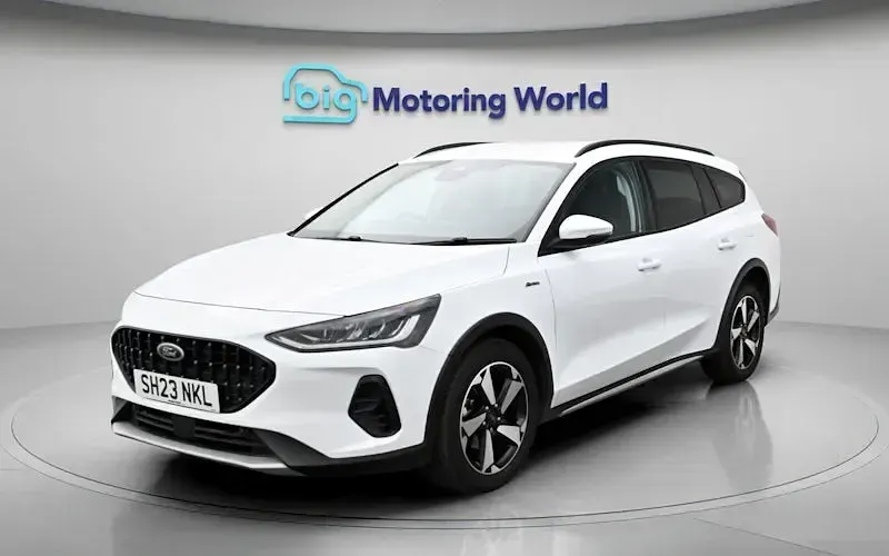 Used Ford Focus Active 155 HP (114 kW) 2023 White Estate