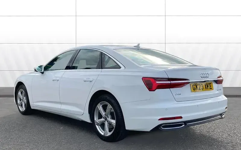 Used Audi A6 Advanced 204 HP (150 kW) 2023 White Sedan