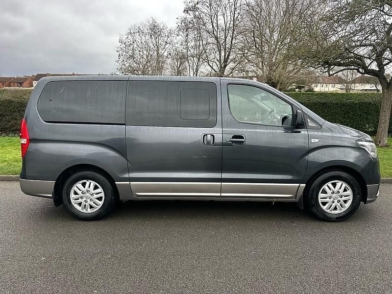Used Hyundai I800 SE 136 HP (100 kW) 2019 Grey MPV