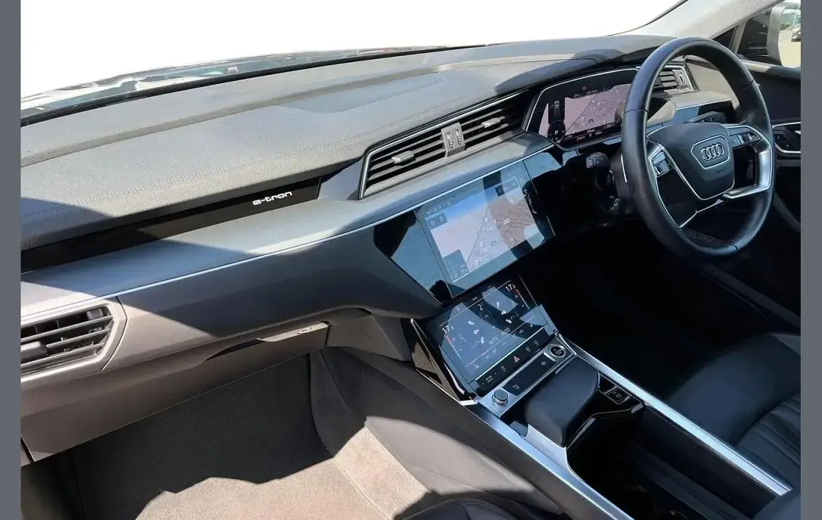 Used Audi e-tron Sportback Advanced 230 kW (313 HP) 2021 Black SUV