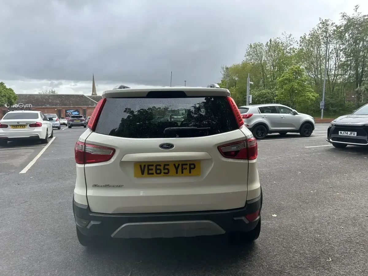 Używany Ford Ecosport Titanium 2015 Biały SUV