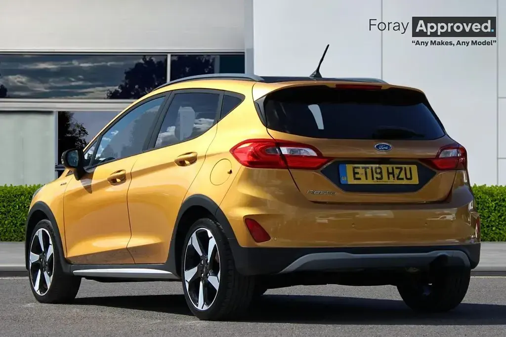 Used Ford Fiesta Active 2019 Luxe yellow Hatchback