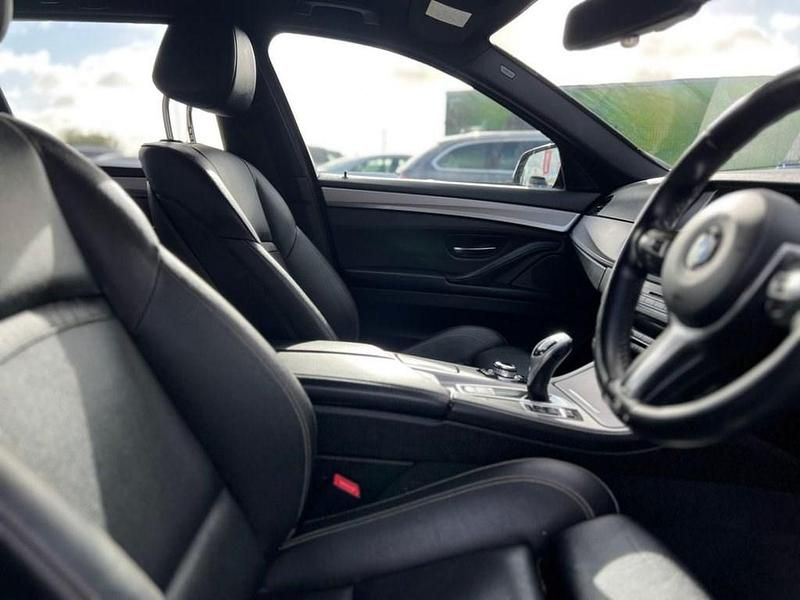 Usado BMW 525 M Sport 218 CV (160 kW) 2014 Negro Familiar