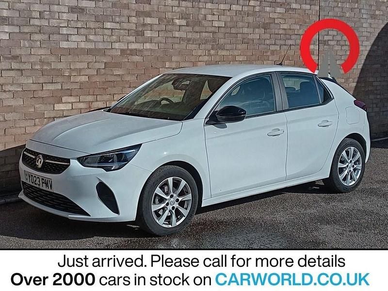 Used Vauxhall Corsa Design Edition 75 HP (55 kW) 2023 White Hatchback