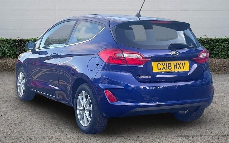 Used Ford Fiesta Zetec 86 HP (63 kW) 2018 Blue Hatchback