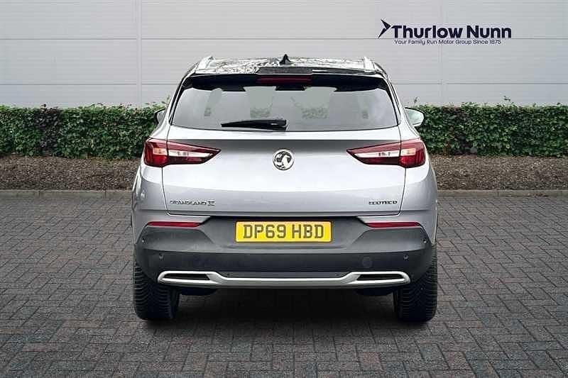 Used Vauxhall Grandland X Business Edition 130 HP (95 kW) 2020 Quartz grey SUV