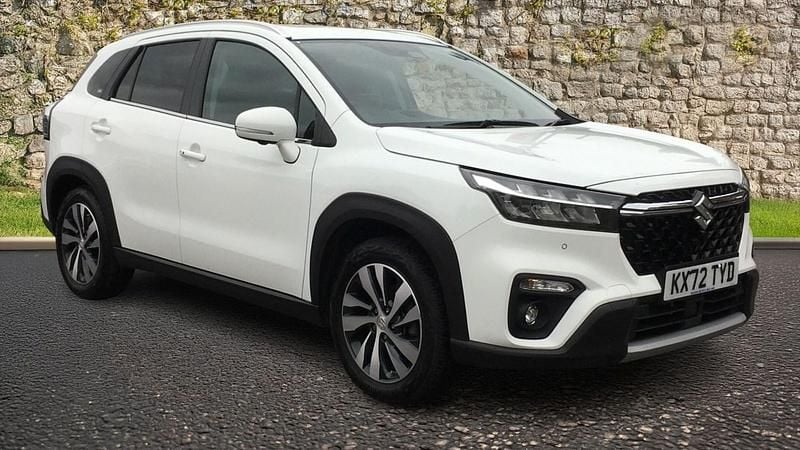 White Used 2022 Suzuki SX4 S-Cross SUV | £19,995 (Fair price) - Image 1/4